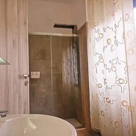 2Stanzeterrazzo Apartman Milánó